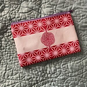 Red & Pink Geometric Pattern Pouch